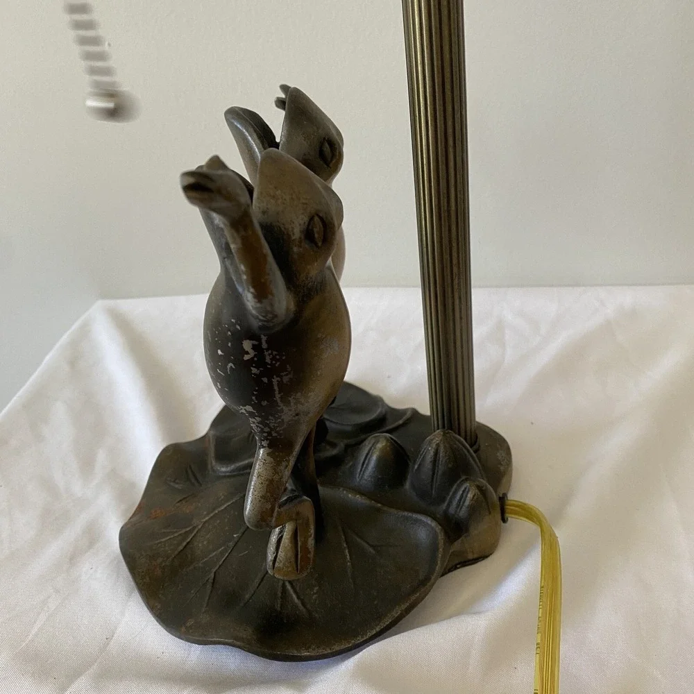 Vintage Dancing Frogs Bronze Cast Metal Table Lamp